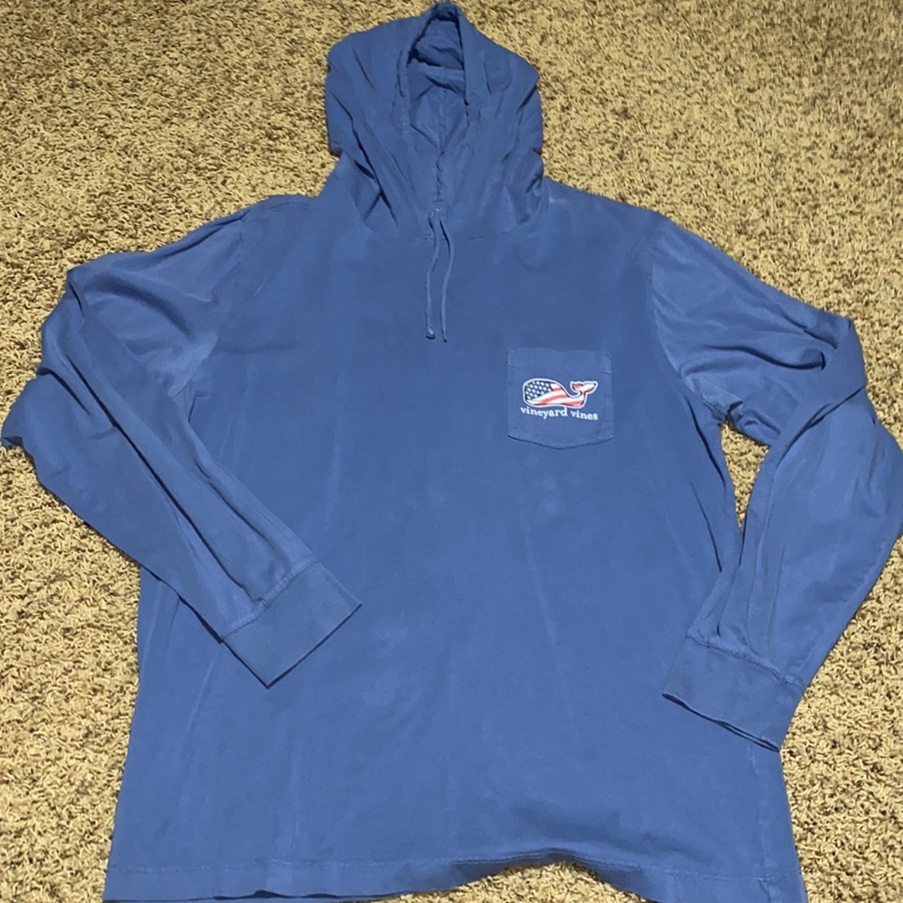 Men’s Vineyard Vines Long Sleeve w/ Hoodie- Size M